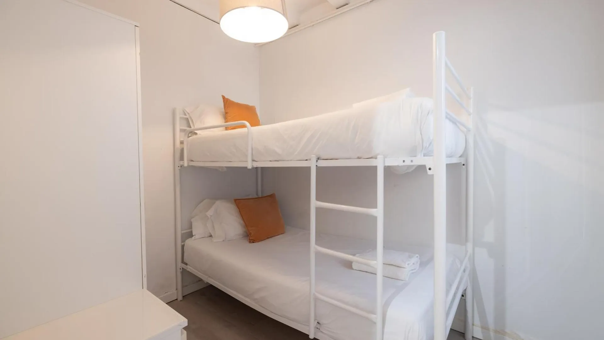 Stay U-Nique Apartments Roger Lluria II Barcelona Spain