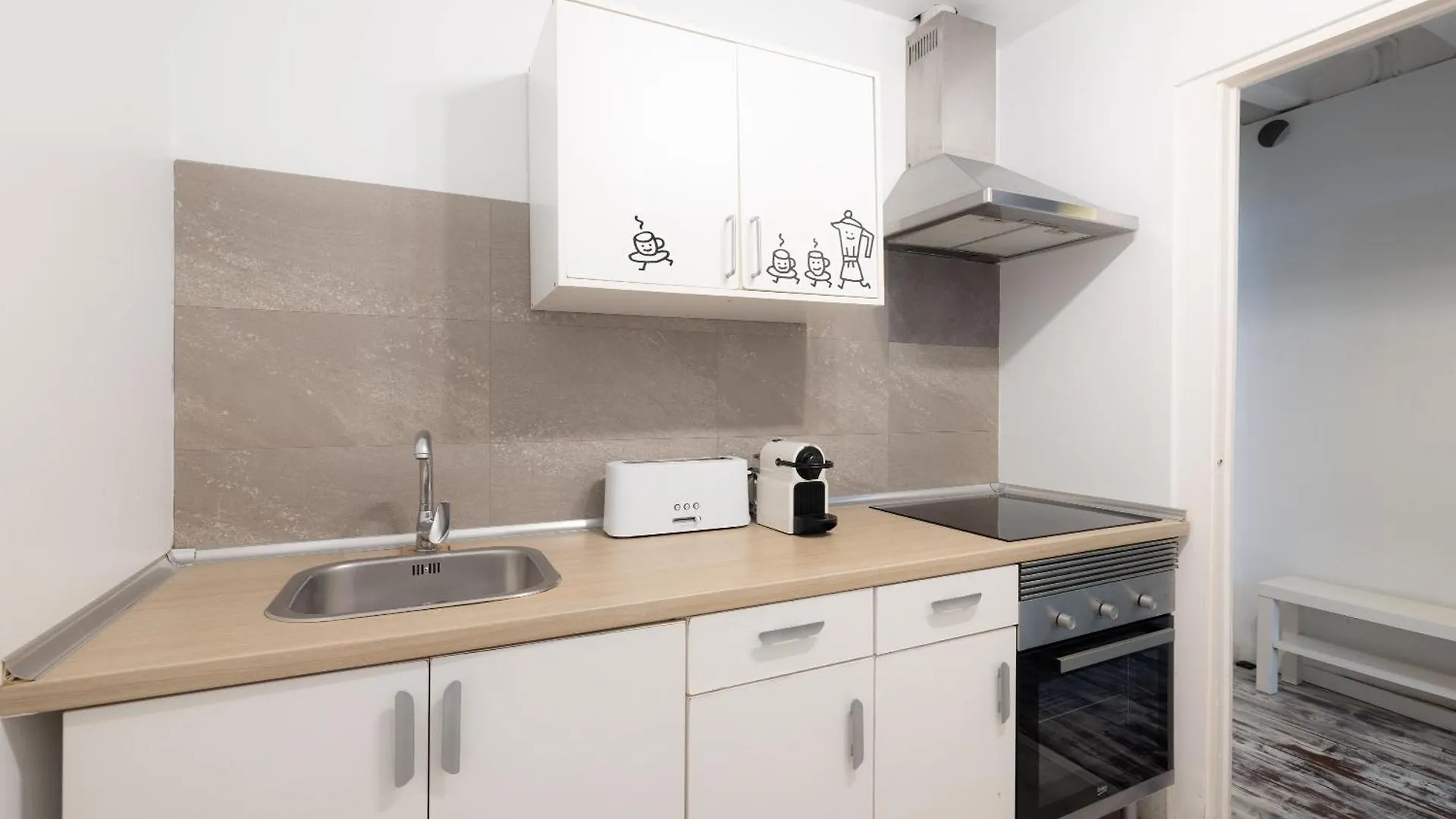 Stay U-Nique Apartments Roger Lluria II Барселона